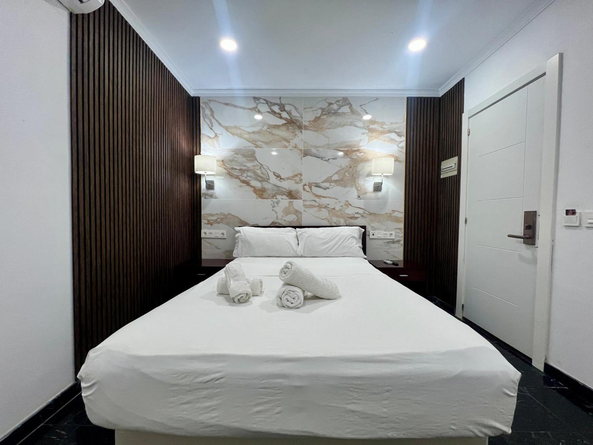 Boutique Princesa Марбелья Экстерьер фото