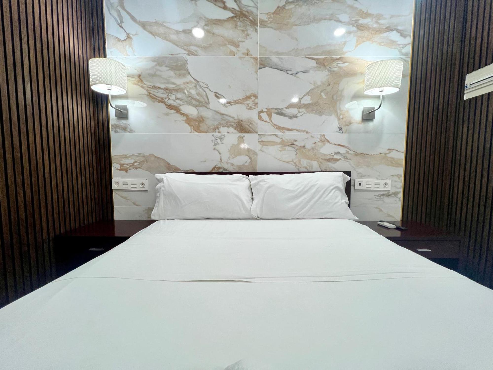 Boutique Princesa Марбелья Экстерьер фото