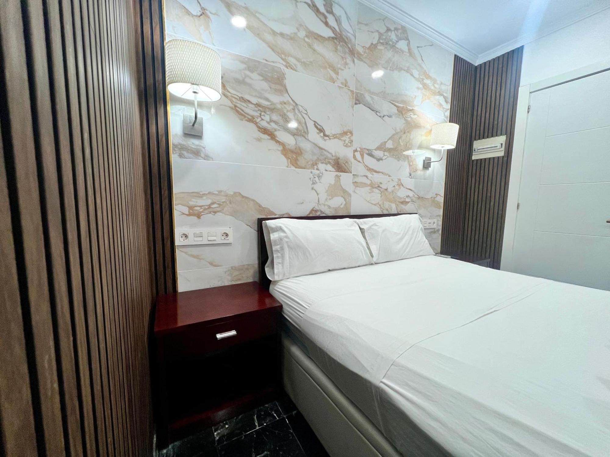 Boutique Princesa Марбелья Экстерьер фото